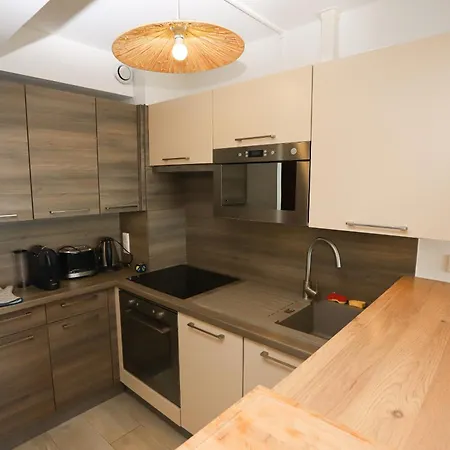 Duplex Face Avec Solarium Et Piscine *